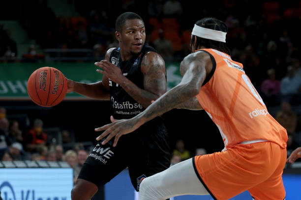 趁其身价处 趁其身价处