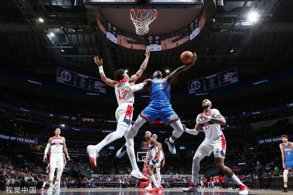 表面上是两 表面上是两