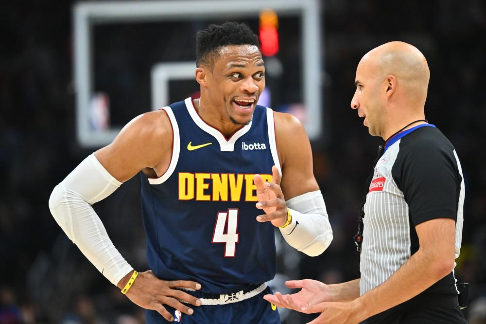 与国乒正面 与国乒正面